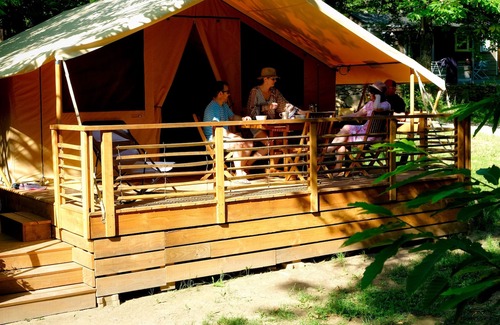 Gravieres RV Rental | Holiday Apartment "Lodges Et Cabanes La Chataigneraie" with Private Garden