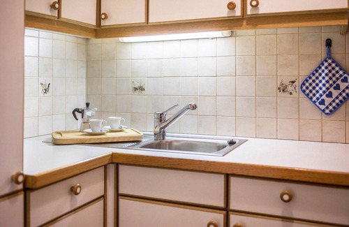 Sesto Apartment | Holiday Apartment "Manuel's App Watschinger - Frieda" with Mountain View & Wi-Fi