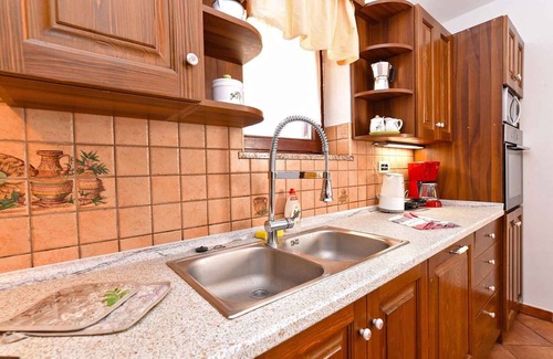 Modrusani Apartment | Holiday apartment mit Pool und Klimaanlage