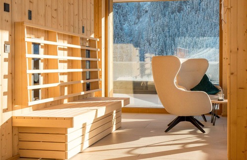 Grossarl Apartment | Holiday Apartment 'Mountain Suite No°201' with Mountain View, Balcony and Wi-Fi