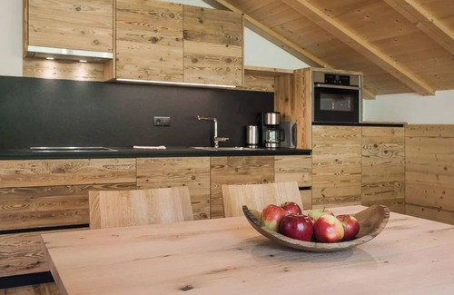 Gudon Apartment | Holiday Apartment 'Natur Suite Edelweisshof Georg' with Mountain View, Shared Garden & Wi-Fi