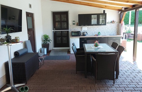 Kolkwitz Apartment | Holiday Apartment 'Near Spreewald' with Shared Pool, Shared Terrace and Wi-Fi