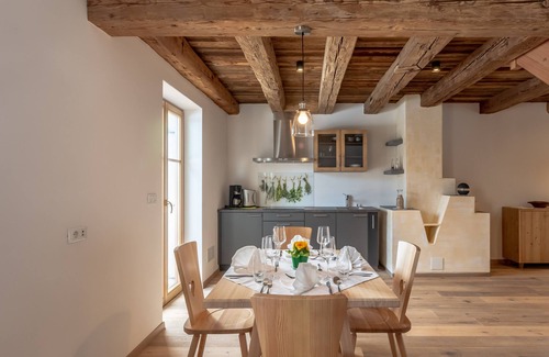Tesimo Apartment | Holiday Apartment "Oberprünst Hof -St. Sebastian" in cosy Chalet with Garden and Terrace
