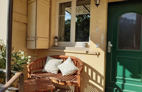 Wahlwies Apartment | Holiday Apartment 'Omas Obstkiste' with Wi-Fi