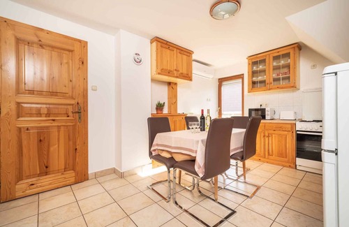 Keszthely Apartment | Holiday apartment only 200 meters from the beach