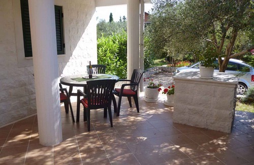 Zdrelac Apartment | Holiday apartment only 100 m from the beach