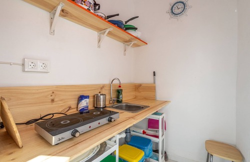 Itrabo Apartment | Holiday Apartment "Palacete Fabian 2" with Mountain View, 2 Private Terraces & Wi-Fi