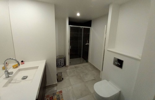 Arradon Apartment | Holiday Apartment "Petit Nid Douillet À Arradon" with Private Terrace & Wi-Fi