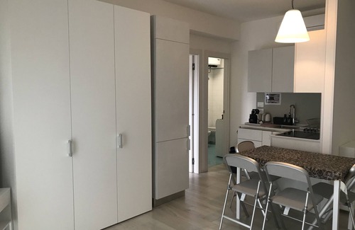 Jesolo Pineta Apartment | Holiday Apartment "Residence Pineta 126" with Shared Pool, Private Terrace & Wi-Fi