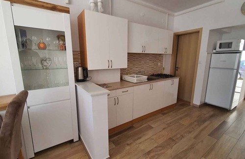 Zamardi Apartment | Holiday apartment right on Lake Balaton and on the beach promenade with a lake view