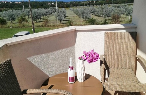 Savudrija Apartment | Holiday apartment Savudrija for 1 - 5 persons with 2 bedrooms - Row house