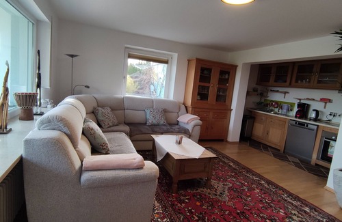 Ronsberg Apartment | Holiday Apartment "Secret Paradise" with Mountain View, Private Terrace & Wi-Fi