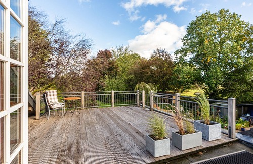 Geldern Apartment | Holiday Apartment 'Sittermansweg' with Private Terrace and Wi-Fi