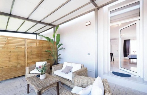 Sfakera Apartment | Holiday Apartment "True Home" with Sea View, Balcony & Wi-Fi
