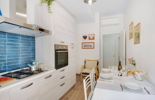 Moneglia Apartment | Holiday Apartment Un'oasi al Mare close to the Beach with Garden & Wi-Fi
