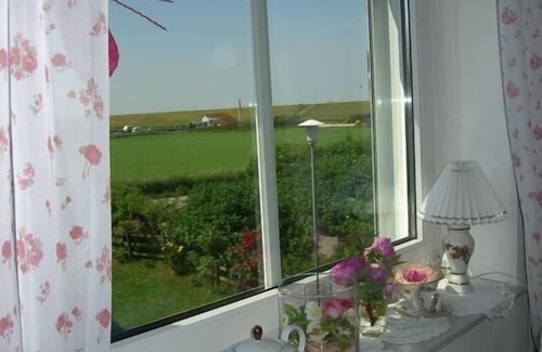 Krummhoern Apartment | Holiday apartment Upleward for 1 - 2 persons with 1 bedroom - Twin house