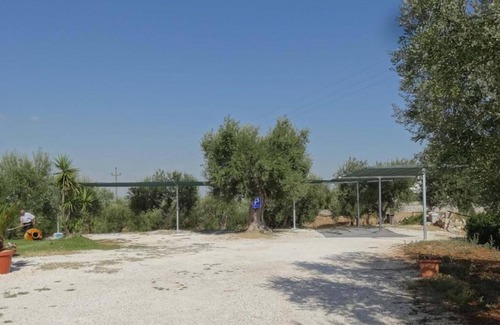 Casalini Apartment | Holiday Apartment "Viola - La Piccola Masseria" with Shared Mini Pool & Wi-Fi