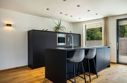 Gargazzone Apartment | Holiday Apartment "Videre Penthouse Lodge Exclusive" with Mountain View, Wi-Fi & Terrace