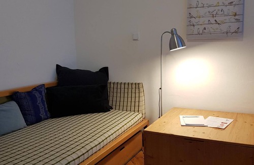 Himmelpfortgrund Apartment | Holiday apartment Vienna for 1 - 6 persons with 2 bedrooms - Holiday apartment in one or multi-famil