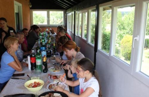 Saborsko House | Holiday Apartment Vukovi - Three Bedroom Holiday Home With Terrace