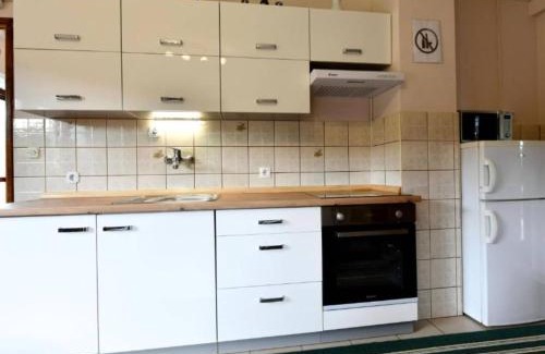 Saborsko House | Holiday Apartment Vukovi - Three Bedroom Holiday Home With Terrace