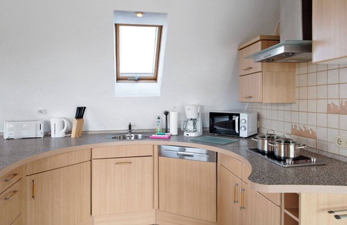 Biestow Apartment | Holiday Apartment 'Wellness Ferienwohnung Müller' with Private Terrace, Private Garden and Wi-Fi