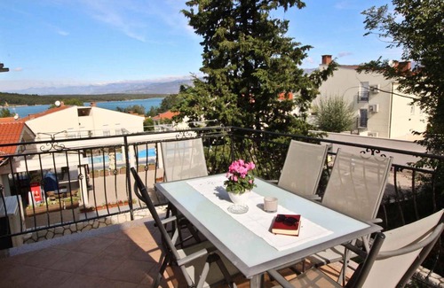 Soline Apartment | Holiday apartment with air conditioning and terrace with sea view