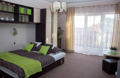 Gyenesdias Apartment | Holiday apartment with pool and children's playground