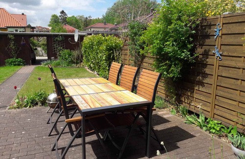 Stralsund Apartment | Holiday apartment with terrace in the garden