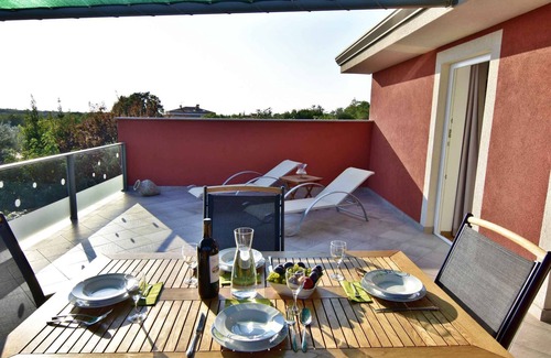 Savudrija Apartment | Holiday apartment with pool in a quiet location