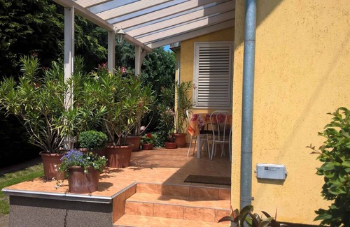 Keszthely Apartment | Holiday apartment with pool and air conditioning