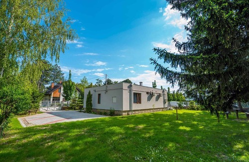 Siofok Aranypart Apartment | Holiday apartment with air conditioning, only 100 m from the beach