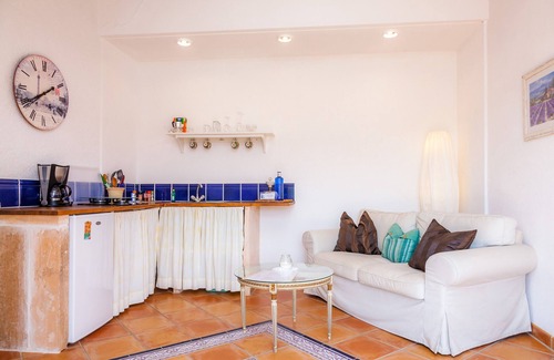 Son Macia Villa | Holiday Apartment "With Rooftop Terrace Panoramic View" with Mountain View, Shared Pool and Wi-Fi