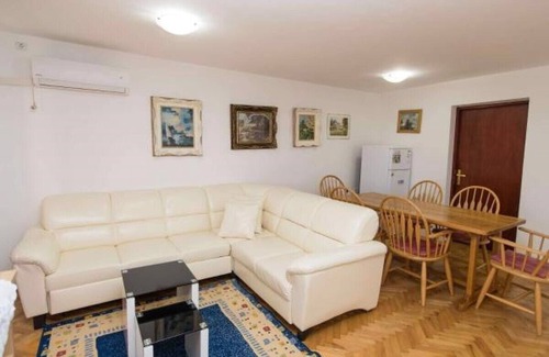 Dramalj Apartment | Holiday apartment with sea view and air conditioning