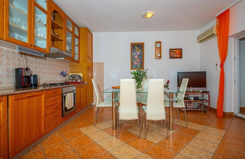 Dramalj Apartment | Holiday apartment with sea view and air conditioning