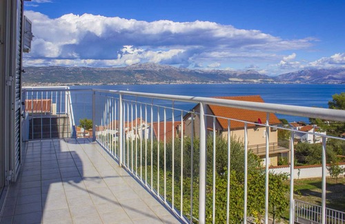 Municipality of Trogir Apartment | Holiday apartment with air conditioning and Internet access