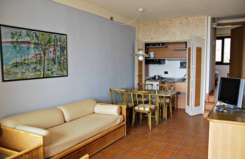Costermano Apartment | Holiday apartment with pool and air conditioning