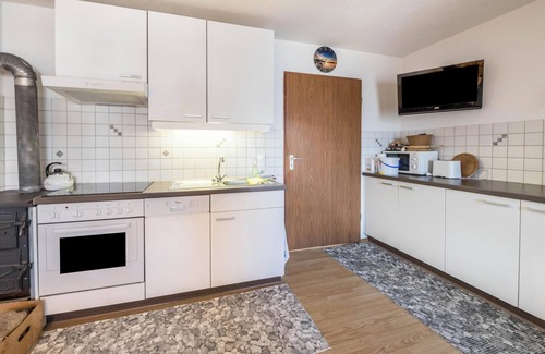 Stummerberg Apartment | Holiday Apartment "Zillertalblick" with Panorama Mountain View & Terrace
