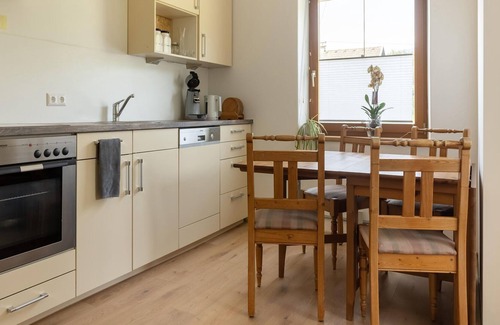 Kotschach-Mauthen Apartment | Holiday home in Laas with fenced garden