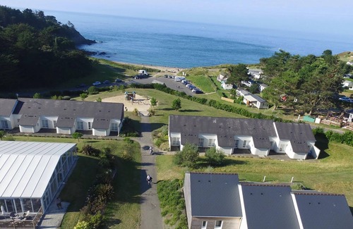 Saint-Cast-le-Guildo House | Holiday complex La Côte d'Émeraude, St.Cast-le-Guildo, terraced house Sea view