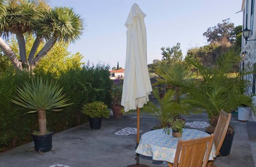 Brena Baja Cottage | Holiday cottage with shared pool in Breña Baja