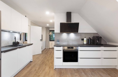 Langenbach bei Kirburg Apartment | Holiday Apartment 'Modern Holiday Apartment' with Shared Garden, Balcony and Wi-Fi