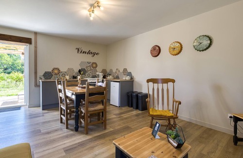 Savigne House | Holiday gite on a vineyard