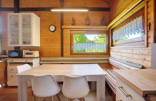 Bernau House | Holiday Home '10 Rechbergblick' with Private Terrace, Shared Garden and Wi-Fi