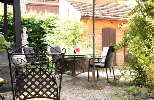 Abbendorf House | Holiday Home 'Altes Nachtwächterhaus' with Private Terrace and Wi-Fi