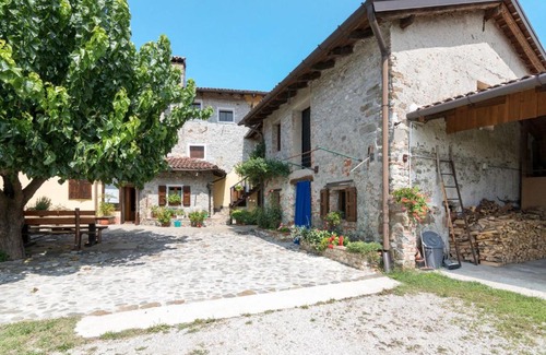 San Giovanni al Natisone House | Holiday Home Al Rustico by Interhome