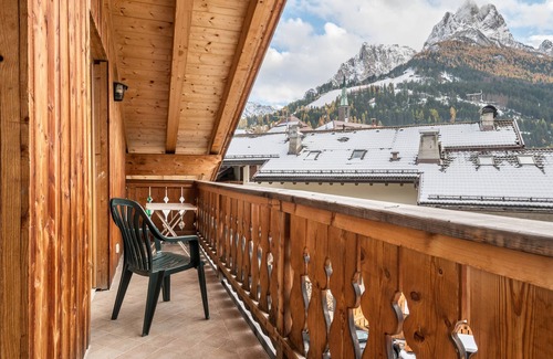 San Giovanni di Fassa House | Holiday Home 'Casa Rossetti Big' with Mountain View, Balcony and Wi-Fi