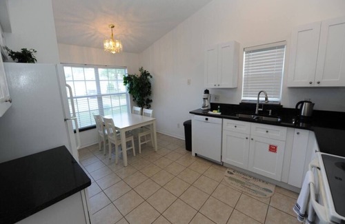 Clear Creek Villa | Holiday Hideout by Paradise Resort Vacations