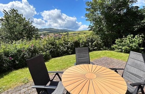 Muhlbach House | Holiday home in the Knüllgebirge with balcony
