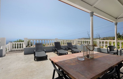 Santa Cruz de la Palma House | Holiday Home 'Villa Velhoco' with Sea View, Private Terrace and Wi-Fi